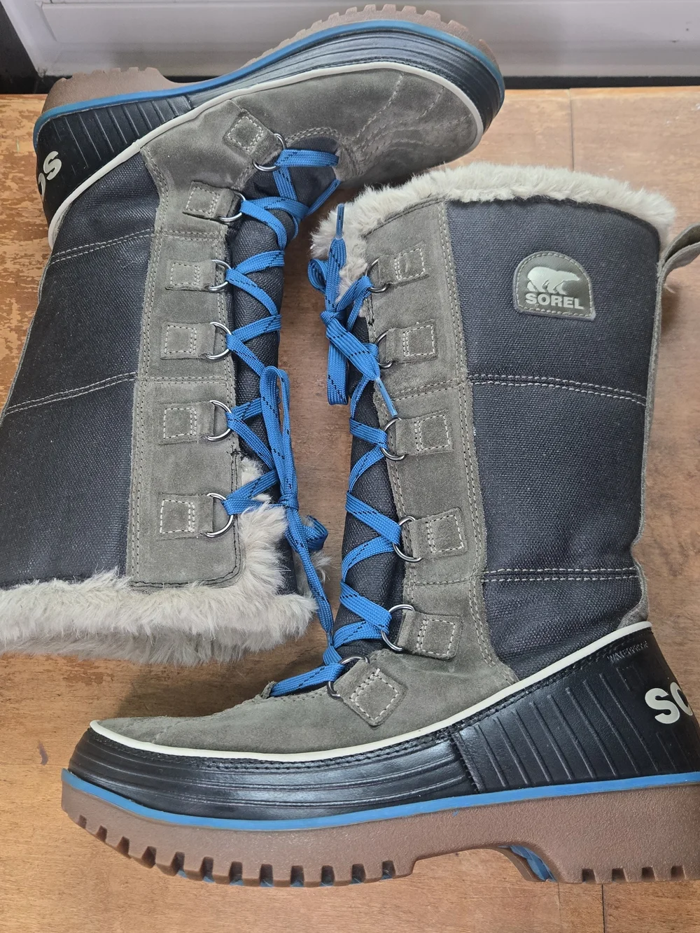 Sorel Tivoli High II Women's Winter Boots Size 7 Gray Blue Waterproof Faux Fur